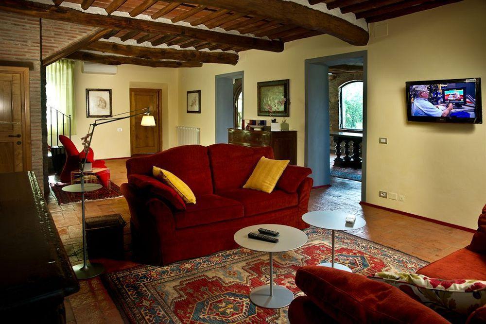 Suite Accommodation Mastiano ภายนอก รูปภาพ