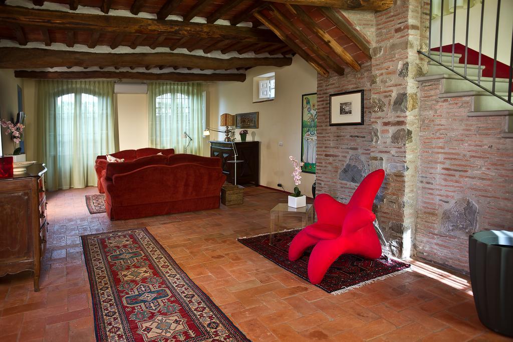 Suite Accommodation Mastiano ภายนอก รูปภาพ